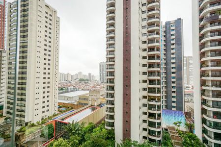 Apartamento à venda com 200m², 4 quartos e 3 vagas Apartamento à venda com 200m², 4 quartos e 3 vagasVista da varanda