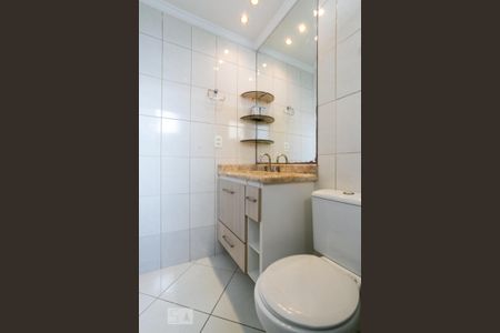 Apartamento à venda com 65m², 2 quartos e 2 vagasBanheiro da Suíte