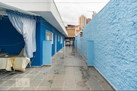 Casa à venda com 60m², 1 quarto e 2 vagasQuintal