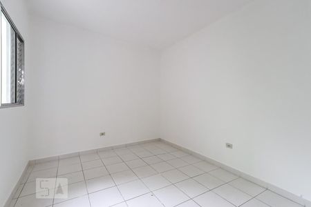 Quarto de casa para alugar com 1 quarto, 40m² em Vila Medeiros, São Paulo