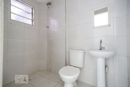 Banheiro de casa para alugar com 1 quarto, 40m² em Vila Medeiros, São Paulo