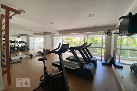 Apartamento à venda com 72m², 2 quartos e 2 vagas Apartamento à venda com 72m², 2 quartos e 2 vagasÁrea comum - Academia