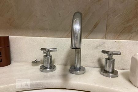 Apartamento à venda com 72m², 2 quartos e 2 vagas Apartamento à venda com 72m², 2 quartos e 2 vagasBanheiro - Torneira