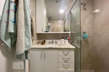 Apartamento à venda com 72m², 2 quartos e 2 vagas Apartamento à venda com 72m², 2 quartos e 2 vagasBanheiro da Suíte 2