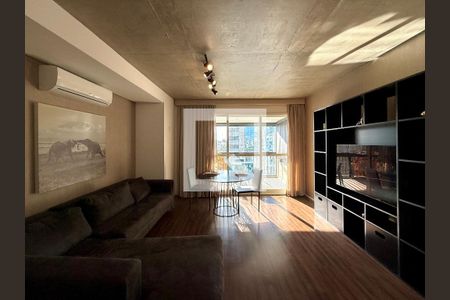 Sala de apartamento para alugar com 1 quarto, 69m² em Cidade Monções, São Paulo