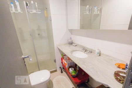 Apartamento à venda com 78m², 3 quartos e 1 vagaBanheiro Social