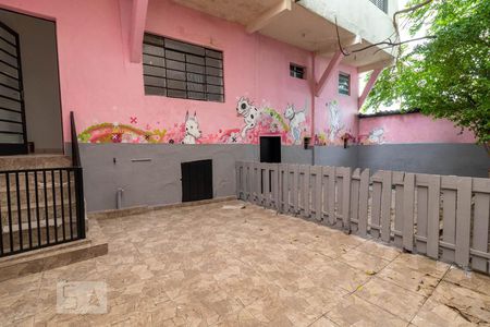 Casa à venda com 198m², 3 quartos e 3 vagasQuintal dos Fundos