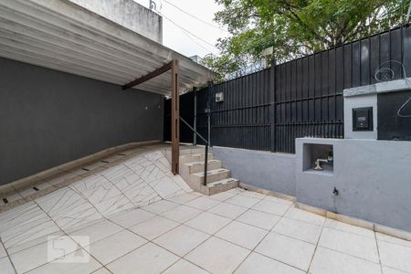 Casa à venda com 198m², 3 quartos e 3 vagasQuintal Frontal