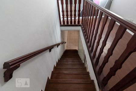 Casa à venda com 198m², 3 quartos e 3 vagasHall Andar Superior - Escada