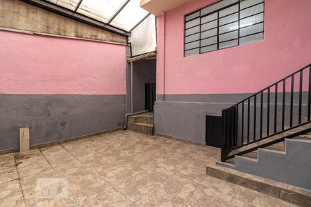 Casa à venda com 198m², 3 quartos e 3 vagasQuintal dos Fundos
