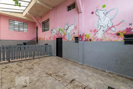 Casa à venda com 198m², 3 quartos e 3 vagasQuintal dos Fundos