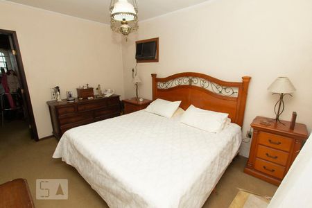 Suíte de casa à venda com 3 quartos, 238m² em Jardim Itu, Porto Alegre
