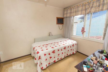 Casa à venda com 238m², 3 quartos e 3 vagas Casa à venda com 238m², 3 quartos e 3 vagasQuarto 3