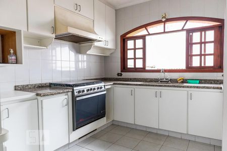 Casa à venda com 264m², 3 quartos e 4 vagasCozinha