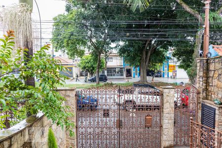 Vista de casa à venda com 3 quartos, 264m² em Parque Novo Mundo, São Paulo
