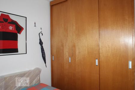 Apartamento à venda com 94m², 3 quartos e 1 vagaQuarto 2