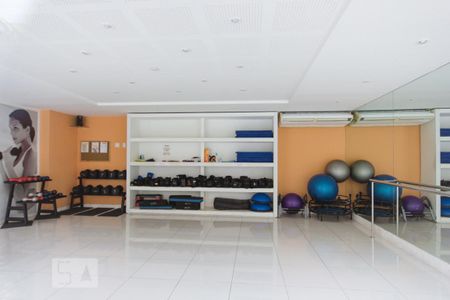 Apartamento à venda com 60m², 2 quartos e 1 vagaAcademia