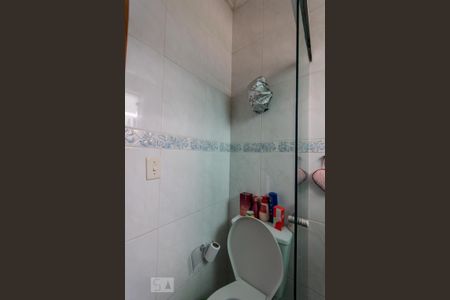 Casa à venda com 130m², 2 quartos e 2 vagasBanheiro da Suíte 1