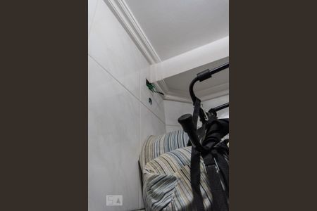 Casa à venda com 130m², 2 quartos e 2 vagasBanheiro de Serviço