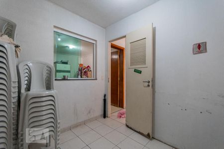 Casa à venda com 130m², 2 quartos e 2 vagasQuarto de Serviço
