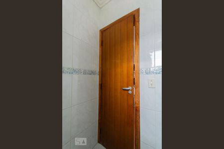 Casa à venda com 130m², 2 quartos e 2 vagasBanheiro da Suíte 1