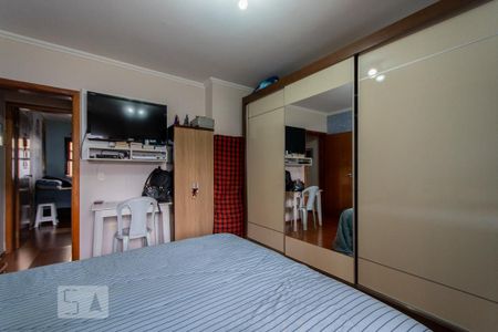 Casa à venda com 130m², 2 quartos e 2 vagasSuite 1