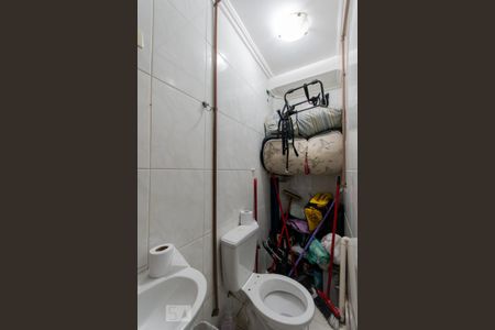 Casa à venda com 130m², 2 quartos e 2 vagasBanheiro de Serviço