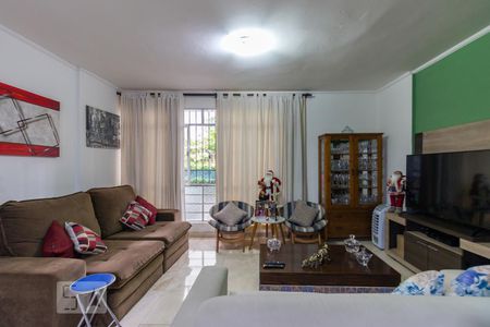 Apartamento à venda com 110m², 2 quartos e sem vagaSala