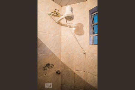 Banheiro de kitnet/studio para alugar com 1 quarto, 30m² em Jardim Santa Genebra Ii (barao Geraldo), Campinas