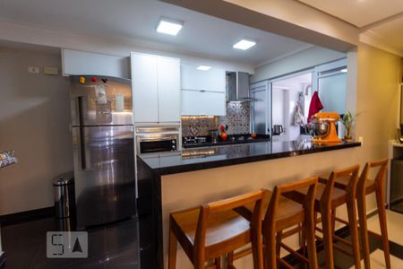 Apartamento para alugar com 104m², 2 quartos e 2 vagas Apartamento para alugar com 104m², 2 quartos e 2 vagasCozinha