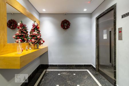 Apartamento para alugar com 100m², 2 quartos e 1 vaga Apartamento para alugar com 100m², 2 quartos e 1 vagaHall Social