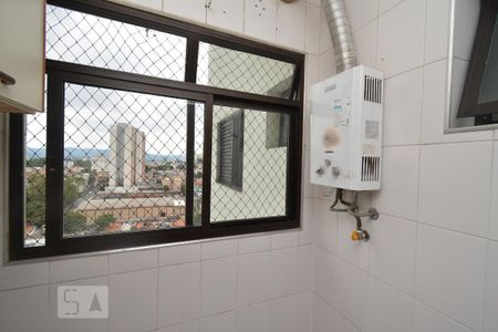 Apartamento à venda com 74m², 3 quartos e 1 vagaÁrea de Serviço