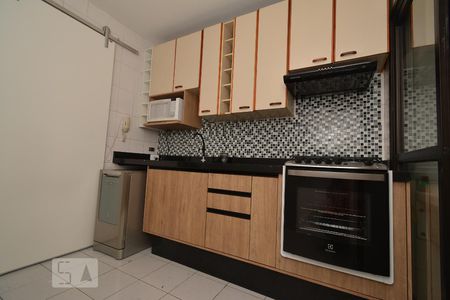 Apartamento à venda com 74m², 3 quartos e 1 vagaCozinha