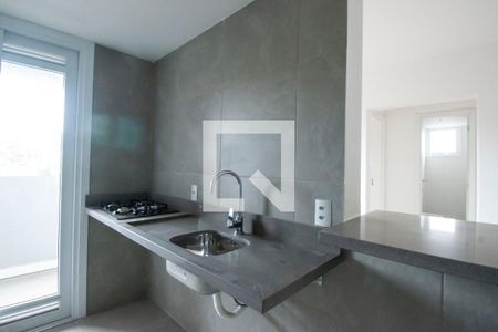 Cozinha e Área de Serviço de apartamento para alugar com 2 quartos, 50m² em Glória, Porto Alegre