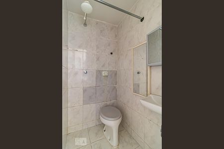 Apartamento para alugar com 120m², 4 quartos e 1 vaga Apartamento para alugar com 120m², 4 quartos e 1 vagaBanheiro de Serviço