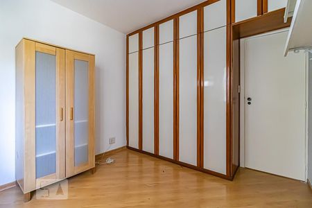 Apartamento para alugar com 120m², 4 quartos e 1 vaga Apartamento para alugar com 120m², 4 quartos e 1 vagaQuarto 2