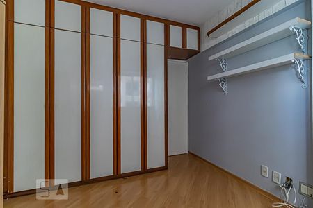 Apartamento para alugar com 120m², 4 quartos e 1 vaga Apartamento para alugar com 120m², 4 quartos e 1 vagaQuarto 2