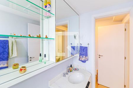 Apartamento à venda com 66m², 2 quartos e 2 vagasBanheiro Suíte