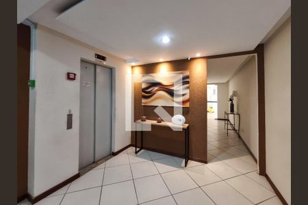 Apartamento para alugar com 92m², 3 quartos e 1 vaga Apartamento para alugar com 92m², 3 quartos e 1 vagaFachada e portaria