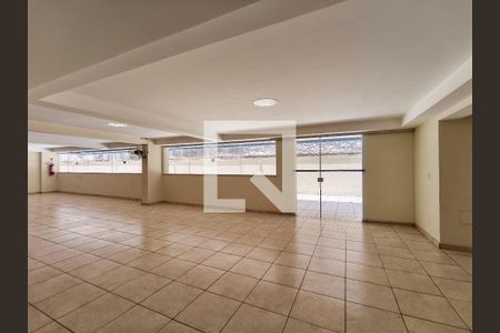 Apartamento para alugar com 92m², 3 quartos e 1 vaga Apartamento para alugar com 92m², 3 quartos e 1 vagaÁrea comum - Salão de festas