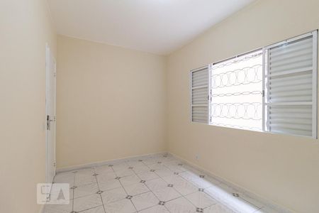 Casa para alugar com 120m², 2 quartos e sem vagaQuarto