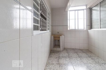 Casa para alugar com 120m², 2 quartos e sem vagaÁrea de Serviço