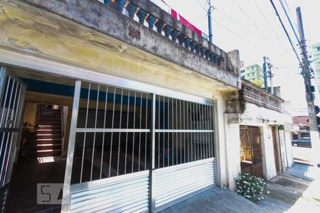 Casa para alugar com 60m², 2 quartos e 1 vagaFachada