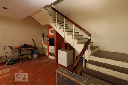 Casa à venda com 254m², 4 quartos e 4 vagasGaragem
