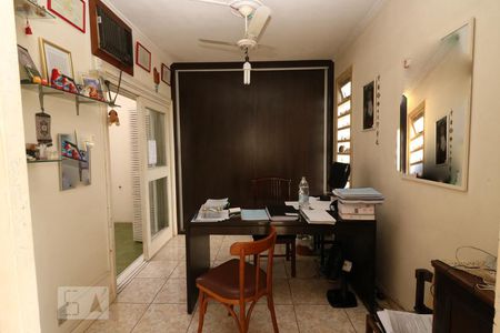 Casa à venda com 254m², 4 quartos e 4 vagasQuarto 4