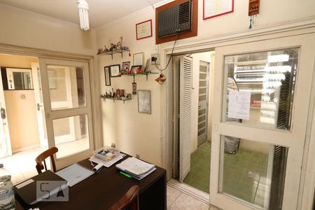 Casa à venda com 254m², 4 quartos e 4 vagasQuarto 4