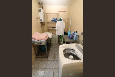 Casa à venda com 254m², 4 quartos e 4 vagasÁrea de Serviço