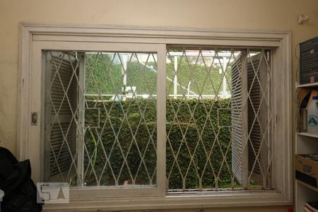 Casa à venda com 254m², 4 quartos e 4 vagasVista do quarto 3