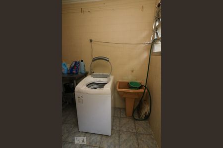 Casa à venda com 254m², 4 quartos e 4 vagasÁrea de Serviço