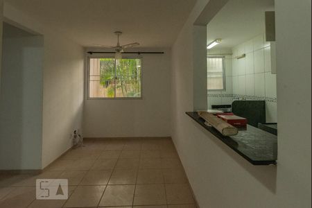 Sala de apartamento à venda com 3 quartos, 80m² em Jardim Márcia, Campinas